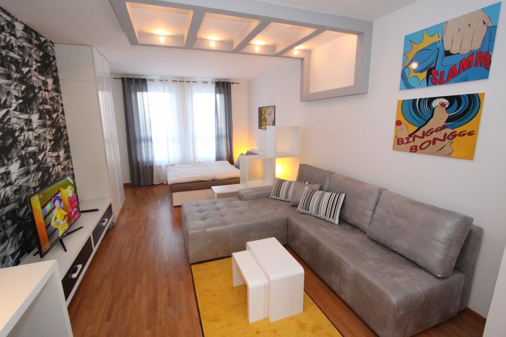New Belgrade Apartment Neven, Parking 5 Evra Dan Экстерьер фото