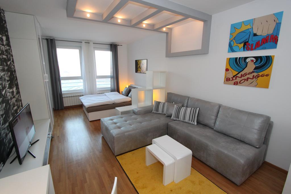 New Belgrade Apartment Neven, Parking 5 Evra Dan Экстерьер фото