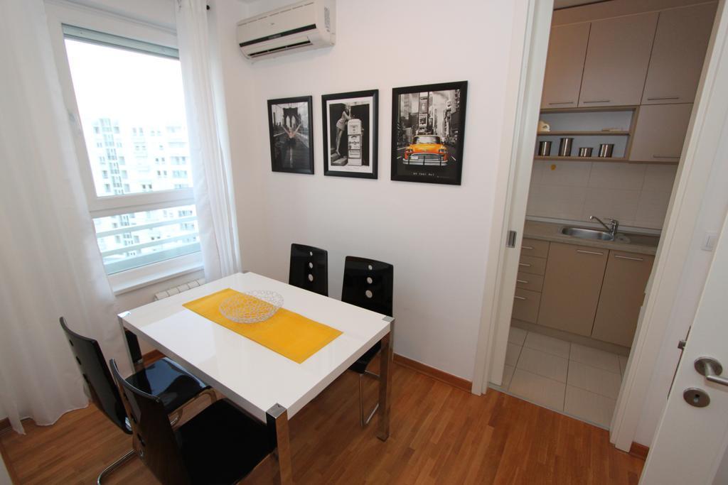 New Belgrade Apartment Neven, Parking 5 Evra Dan Экстерьер фото